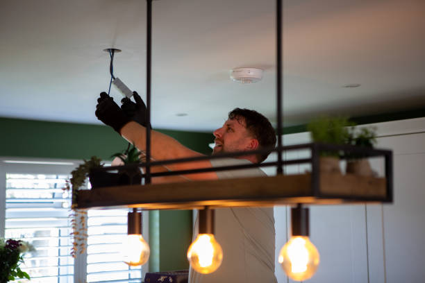 Best Electrical Contractors for Businesses  in Oak Brook, IL